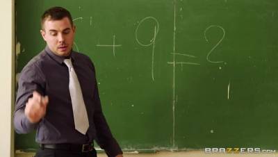 Connie Carter - Dreaming Boobies - porntry.com