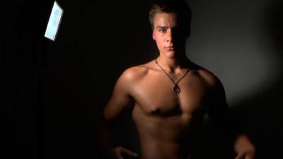 Muscle Flex - Casting 7 - Rob Tis - drtvid.com