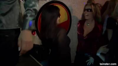 She Sucked My Dick In The Club Last Night! - hclips.com