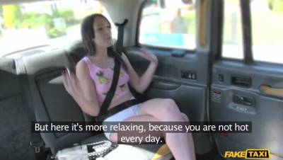 Spanish Teen with Nice Arse - veryfreeporn.com - Spain