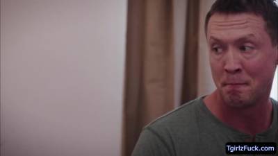 Pierce Paris - Pale sexy tbabe Jane Marie blows Pierce Paris bigcock - fetishpapa.com