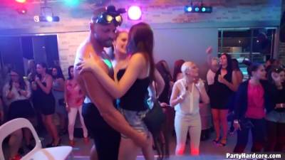 A Xozilla Porn Movies Sex Orgy With Lots Of People In High-definition V - Hq - upornia.com