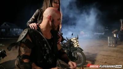 Veronica Rodriguez - Stevie Shae - Apocalypse X - Scene 2 - porntry.com