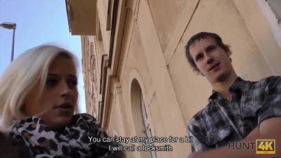 Ria Sunn - Towheaded Cutie Earns Of Money With Ria Sunn - upornia.com - Czech Republic