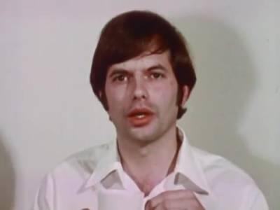 Pussy Babe Brunette Masturbating - hotmovs.com