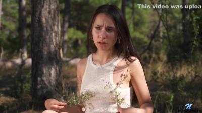 2v Naturally Yours - Bloom Lambie - upornia.com