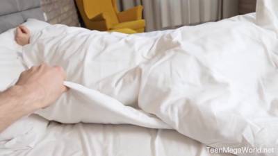 Kristof Cale - Bonnie Dolce Lick And Fuck - hotmovs.com