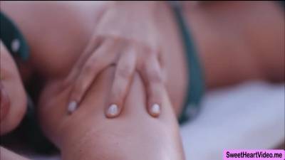 London River - Hime masturbate while thinking London - fetishpapa.com