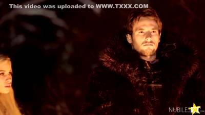 Mother Of Dragons Gets Rammed - Porn Parody - upornia.com