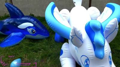 Miss Maskerade Rubber Doll Playing And Pop Balloon - Looner Fetish In Full Latex 02 - hclips.com