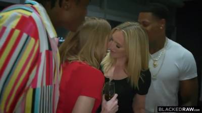 Ashley Lane - Ashley Lane And Mona Wales - Interracial Foursome With Blonde Real Girls Take Bbc And Cum - hclips.com