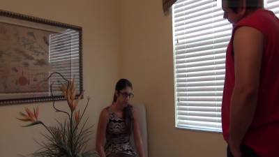 Bossy Bitch!! - upornia.com