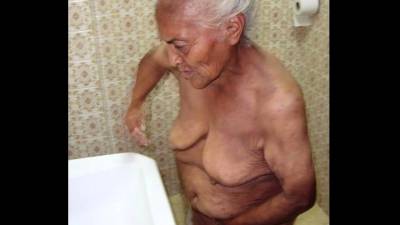 HelloGrannY Letin Chicks of Really Old Age - icpvid.com