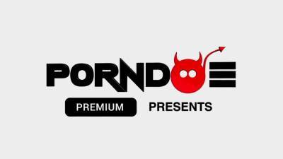 LosConsoladores - Hot Threesome With Blonde Babe Nesty - icpvid.com