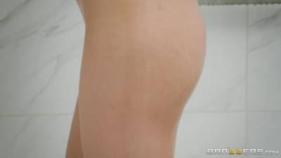 Brenna Sparks - Danny D - Bunk, Bed & Bang - veryfreeporn.com