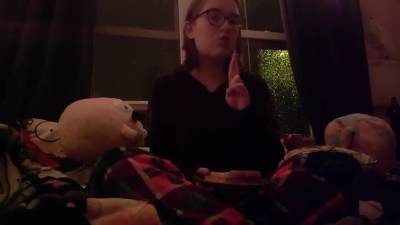 Stoner Muckbang + Fingering Finish - hclips.com