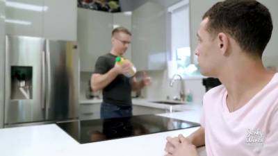 Joslyn Jane - Joslyn Jane In Housewife Seduces Young Stud - upornia.com