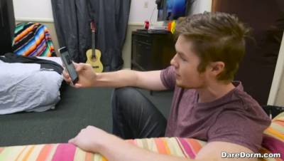 Ziggy Star - Ivy Aura - Bobbi Dylan - Pizza Party - veryfreeporn.com