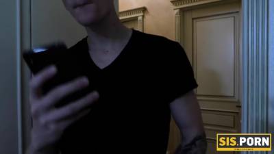 Lina Paige In Is Nailed By Stepbrother Who Catches Her M - hotmovs.com