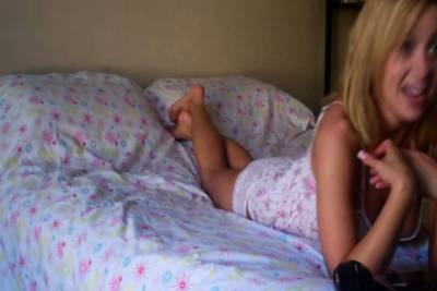 Big Tits Chick Masturbating With Her Dildo - icpvid.com