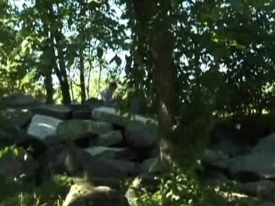 Finding a gay fuckmate in the woods - icpvid.com