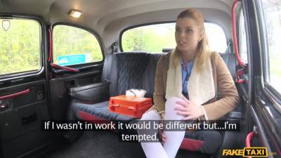 Old Taxi Driver Fucked Skinny Doctor Chrissy In His Car - upornia.com