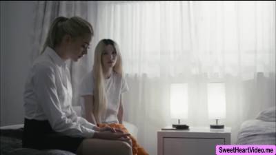 Kenzie Reeves - Kenzie and Anny helps each others orgasm - fetishpapa.com