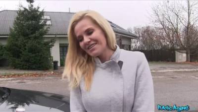 Desperate MILF Fucks for a Job - veryfreeporn.com