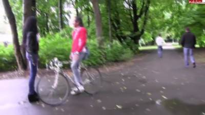 Anna 70f In Am Park Erkannt Und Extrem Abgefickt - hotmovs.com