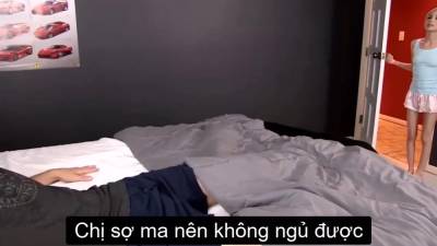 Sister Is Afraid Of Ghosts Can Not Sleep - hotmovs.com