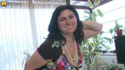 Big Titted Housewife Squirting And Masturbating - MatureNL - hotmovs.com - Netherlands