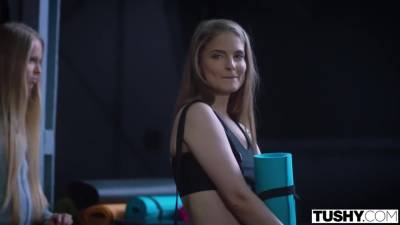 Cayenne Klein - Cayenne Klein - Personal Trainer - upornia.com