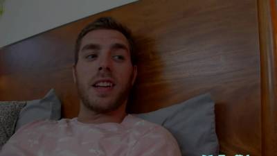 Ripped jock getting breeded in taboo duo - drtvid.com