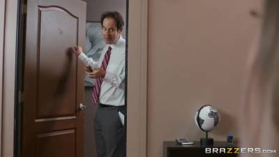 Kinky Lad Likes Donuts And Horny Buxom - Karma Rx And Xander Corvus - hotmovs.com