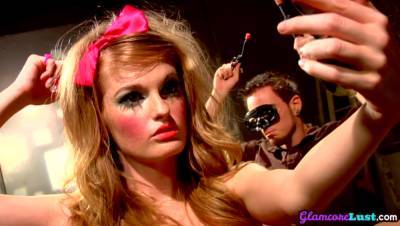 Freckled ginger glamour babe in heels cockriding lover - txxx.com