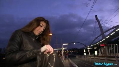 Fake Inspector Offers Dick To Hot Brunette Instead Of Paying A Fine - porntry.com