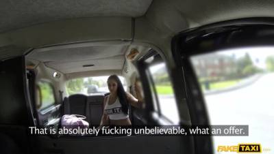 Brunette Likes to Workout on Cock - veryfreeporn.com