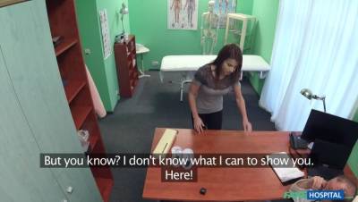 Patient Wants a Sexual Favour - veryfreeporn.com