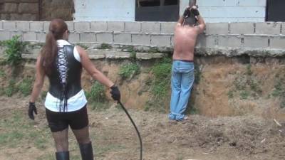 We Use The Language They Are Able To Understand With Isabella Summers - txxx.com - Mexico