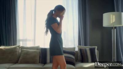 Desirable Married Darkhaired Babe Has 3some Sex - upornia.com