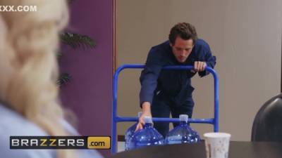 Water Cooler Cock - Tyler Nixon And Nicolette Shea - hotmovs.com