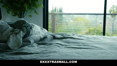 Cutie Knows The Intruder - hotmovs.com