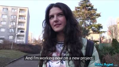 Francesca Dicaprio - Italian Loves Riding Cock in Public - veryfreeporn.com - Italy