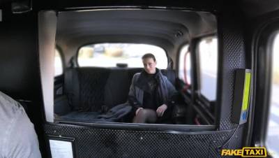 Czech Lady Craves a Hard Cock - veryfreeporn.com - Czech Republic