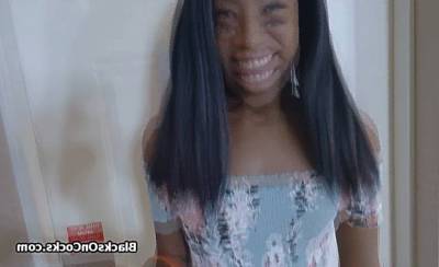 Beautiful black teen lubed and fucked hard - sunporno.com