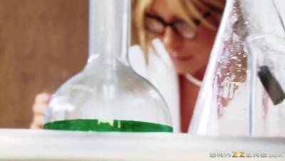 Jessy Jones - The Slutty Professor - porntry.com