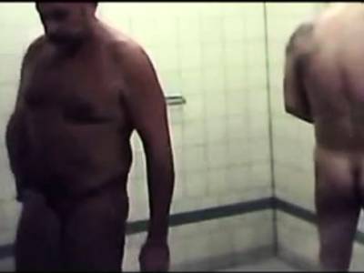 pool shower - nvdvid.com