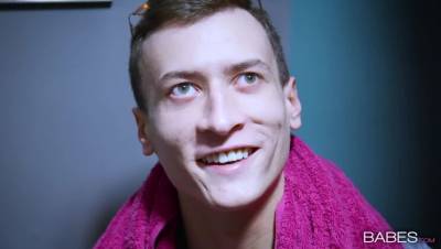 Charlie Dean - Vinna Reed - Running Late - veryfreeporn.com - Czech Republic