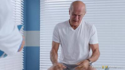 Lela Star - Johnny Sins - Get It Up Grandpa - xxxfiles.com