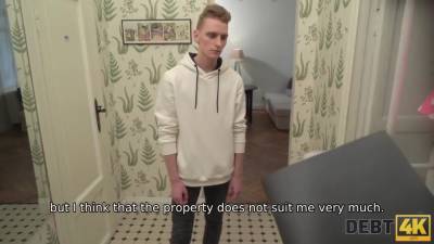 Long-haired Lassie Does Everything Loan Agent Wants From Here - hclips.com